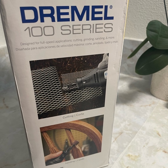 Dermal - Picture 2 of 5